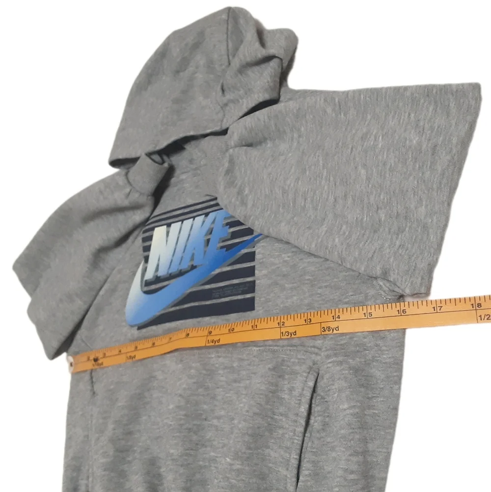 Nike Sweatshirt Hoodie Boys Size 7